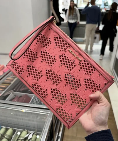 Wristlet