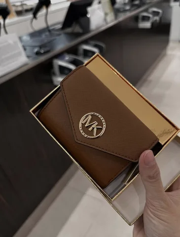 MICHAEL KORS, greenwich, trifold wallet, luggage brown
