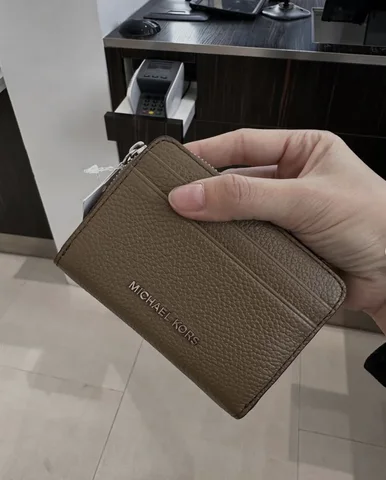 MICHAEL KORS, small zip around card holder, boxed, leather, fawn brown